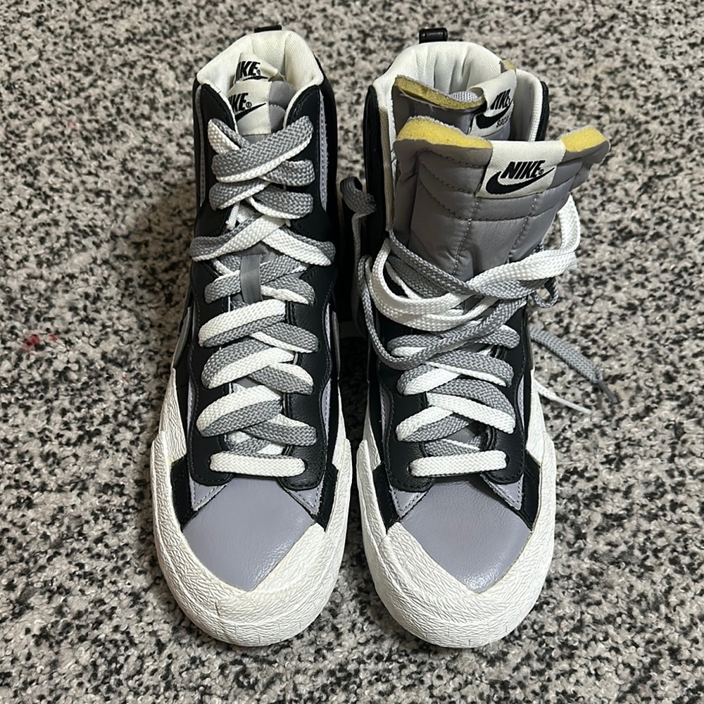Nike Blazer Mid/Sacai. NEW WITHBOX ! MEN8.5&WOMEN:10 black&GreyWhite